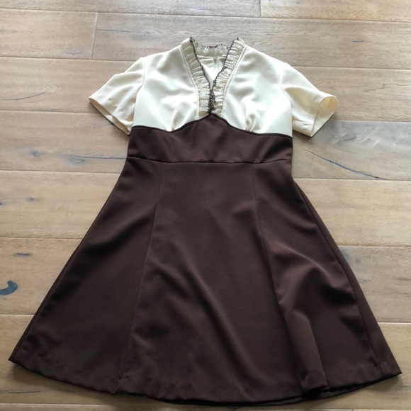 Dresses & Skirts - Vintage Dress, Simply Amazing